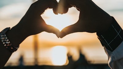 91吃瓜群众：网红情侣分手撕逼全记录，男方出轨证据曝光